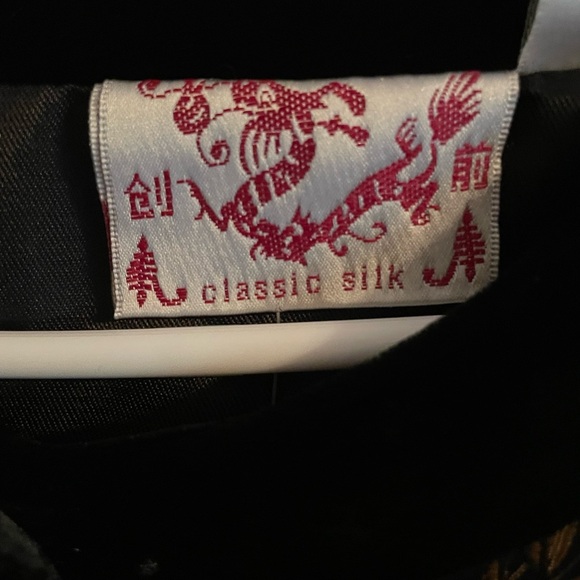 Vintage Authentic Silk and Corduroy Japanese Embroidered Jacket - Picture 5 of 9